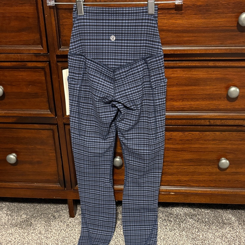 lululemon Align Pant 25” Pockets - Picture 4 of 5